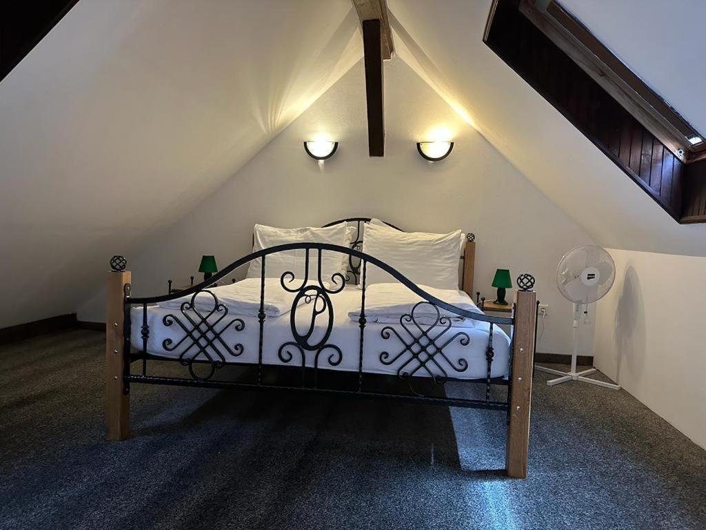 Lesni Hotel Perslak Nová Bystřice エクステリア 写真